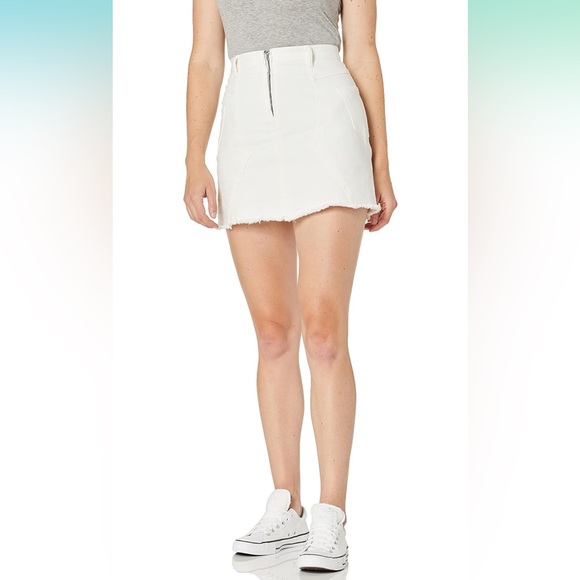 ⭐️ NWT EVIDNT x Anthropologie Mini Distressed Denim Skirt ⭐️ - Picture 1 of 10